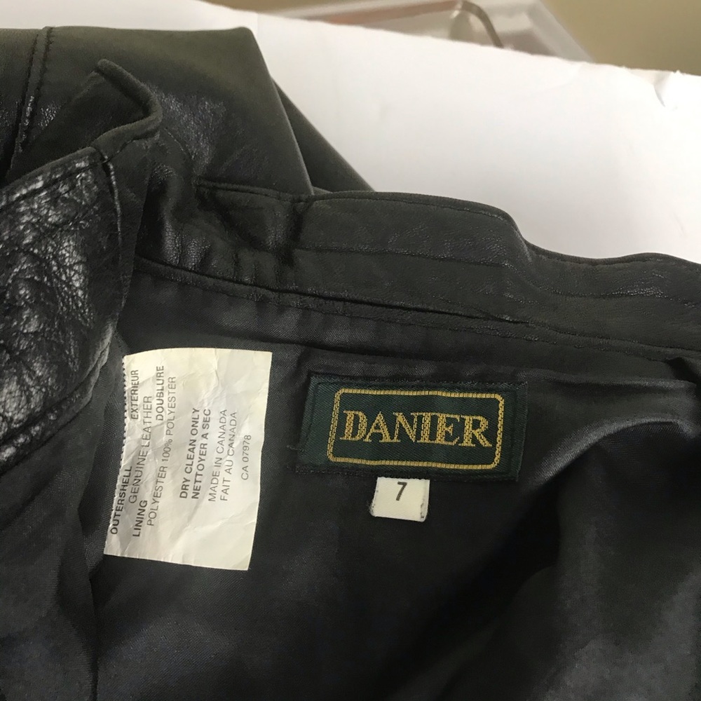 Danier Vintage 1980s Pencil Pockets Leather Skirt - Picture 10 of 16